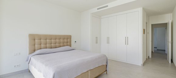 Ático de 2 dormitorios en Marbella, Spain No. 150136 8