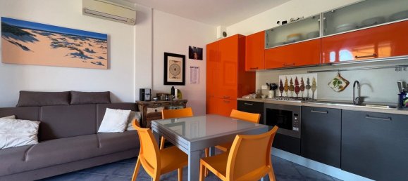 Apartamento de 3 dormitorios en Ravenna, Italy No. 334295 2