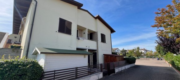 Apartamento de 3 dormitorios en Ravenna, Italy No. 334295 19