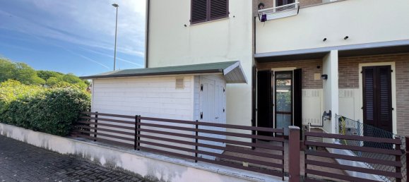 Apartamento de 3 dormitorios en Ravenna, Italy No. 334295 18