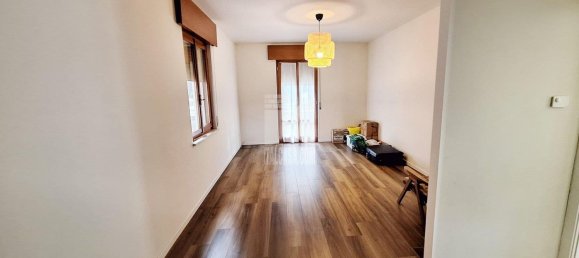 4 bedrooms Apartment in Porto Mantovano, Italy No. 362233 2