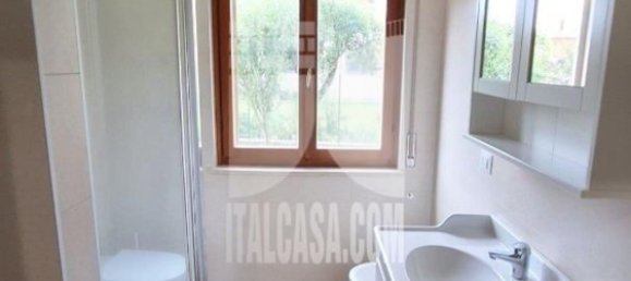 4 bedrooms Apartment in Porto Mantovano, Italy No. 362233 3