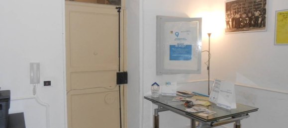 Apartamento de 3 dormitorios en Palermo, Italy No. 303619 8