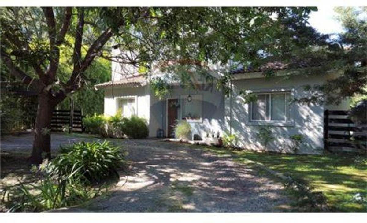 3 bedrooms House in Pilar, Argentina No. 64134