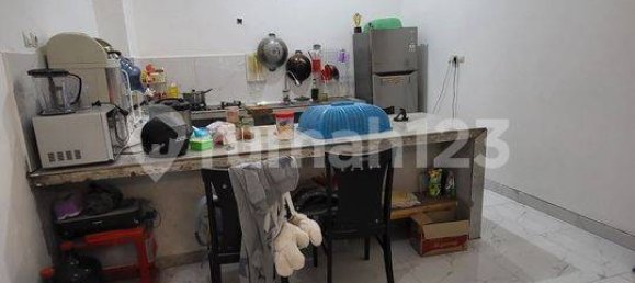 3 bedrooms House in Jakarta, Indonesia No. 1794 27