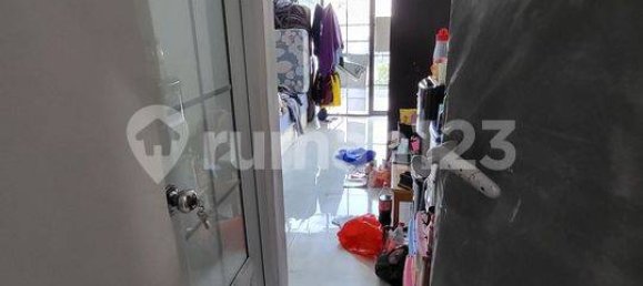 3 bedrooms House in Jakarta, Indonesia No. 1794 24