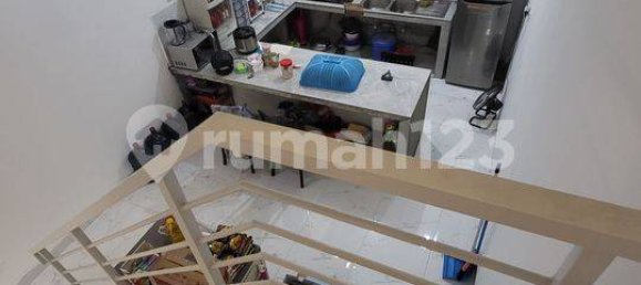 3 bedrooms House in Jakarta, Indonesia No. 1794 25