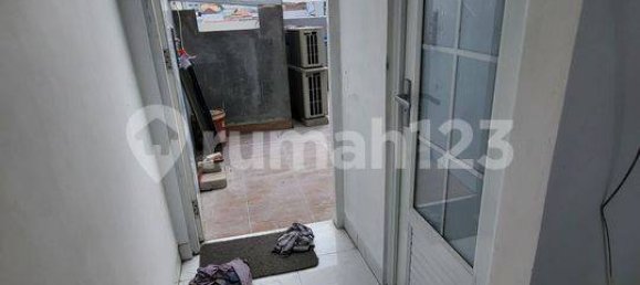 3 bedrooms House in Jakarta, Indonesia No. 1794 10