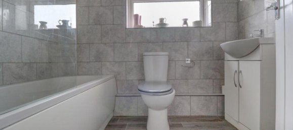 3 bedrooms House in Folkestone, United Kingdom No. 10886 11