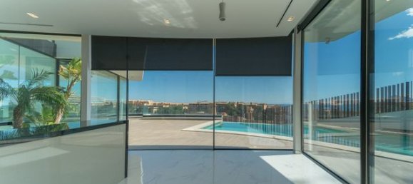 Villa T4 em El Mascarat, Spain N.º 4334 30