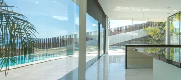 Villa T4 em El Mascarat, Spain N.º 4334 25