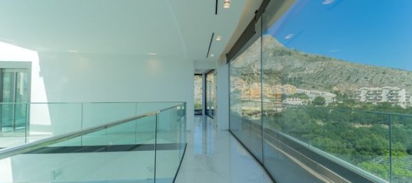 Villa T4 em El Mascarat, Spain N.º 4334 23