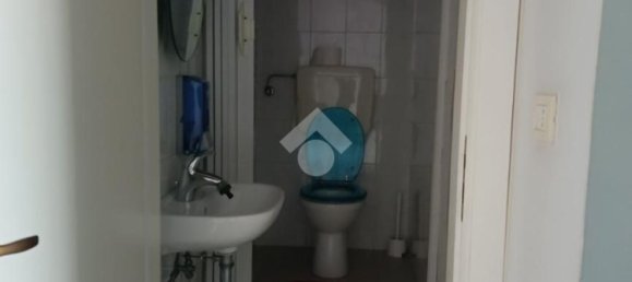  مرآب في Cesena, Italy 55متر مربع رقم 208350 9