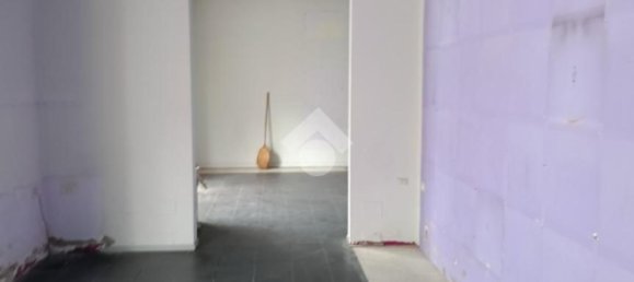  مرآب في Cesena, Italy 55متر مربع رقم 208350 7