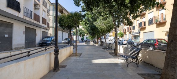 1 bedroom Apartment in Granada, Spain No. 144363 2