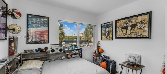 3 dormitorios propiedad comercial en venta en Miami, Miami-Dade, Florida, USA № 615023 14