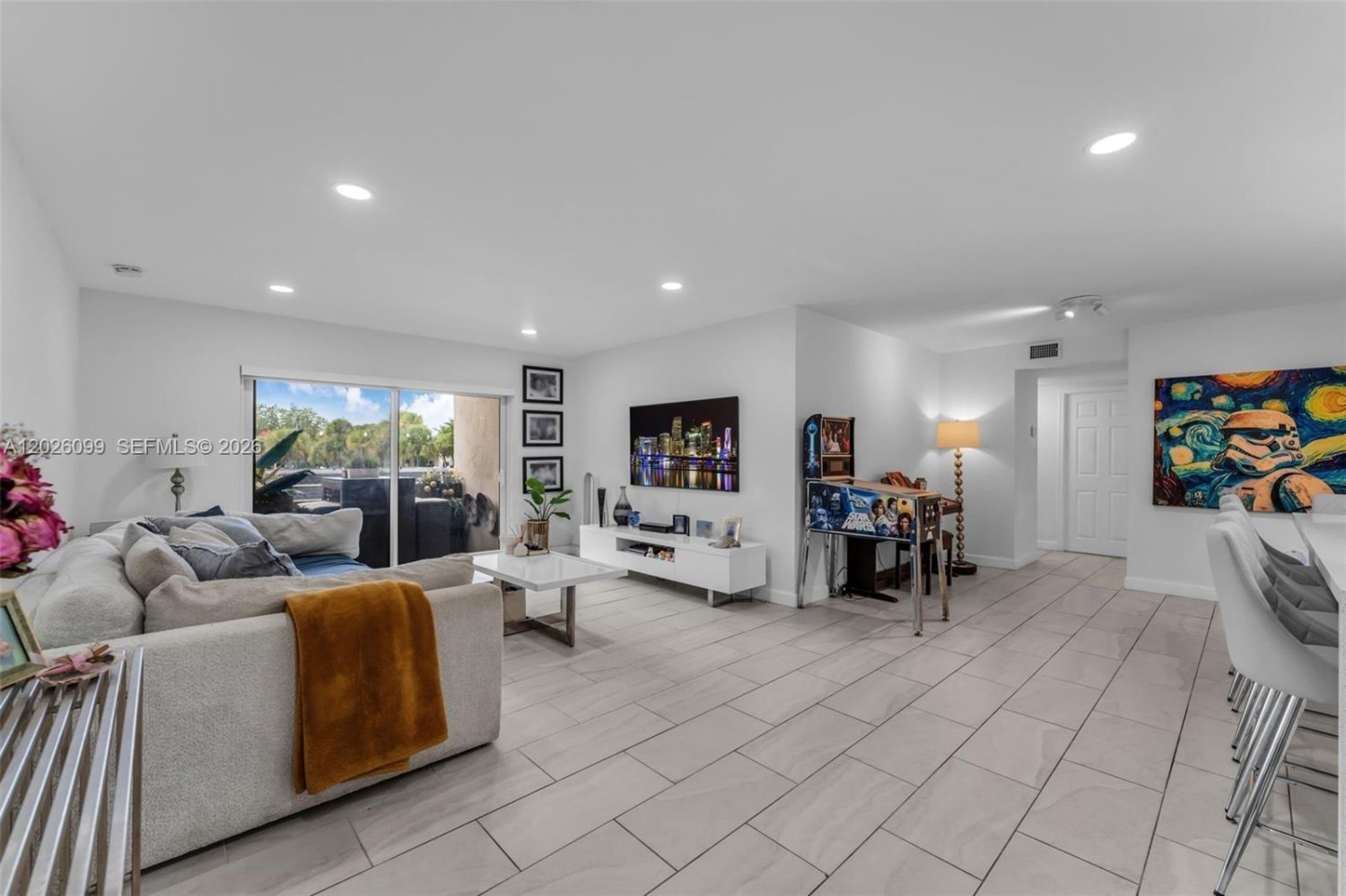 3 dormitorios propiedad comercial en venta en Miami, Miami-Dade, Florida, USA № 615023