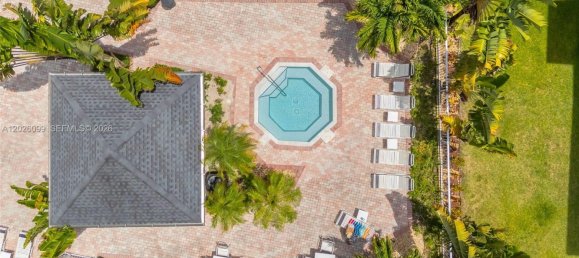 3 dormitorios propiedad comercial en venta en Miami, Miami-Dade, Florida, USA № 615023 9