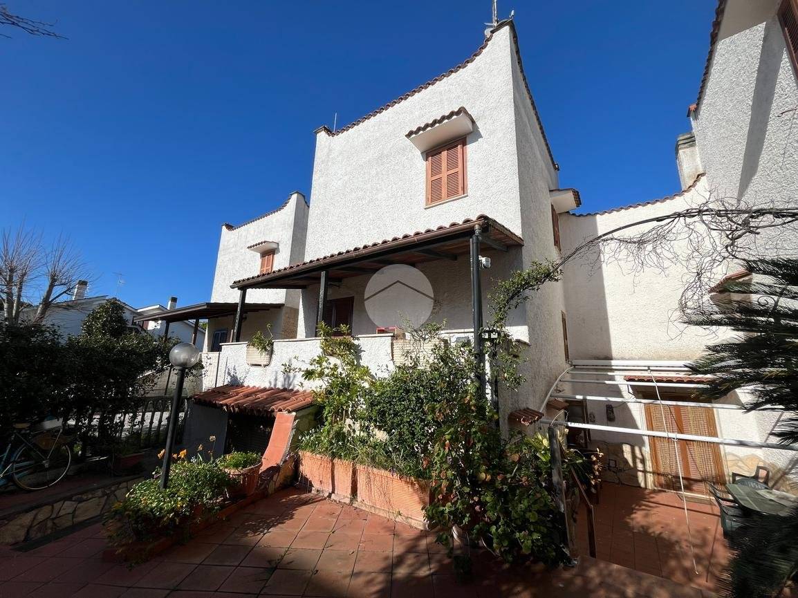 3 bedrooms Apartment in Ardea, Italy No. 217523