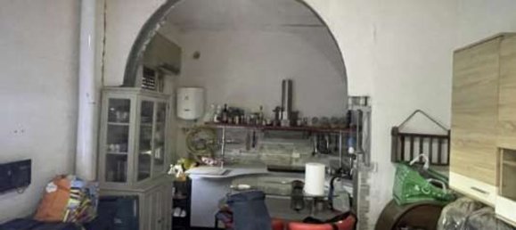 Квартира с 4 комнатами в Чинизелло Бальсамо, Италия № 8000 2