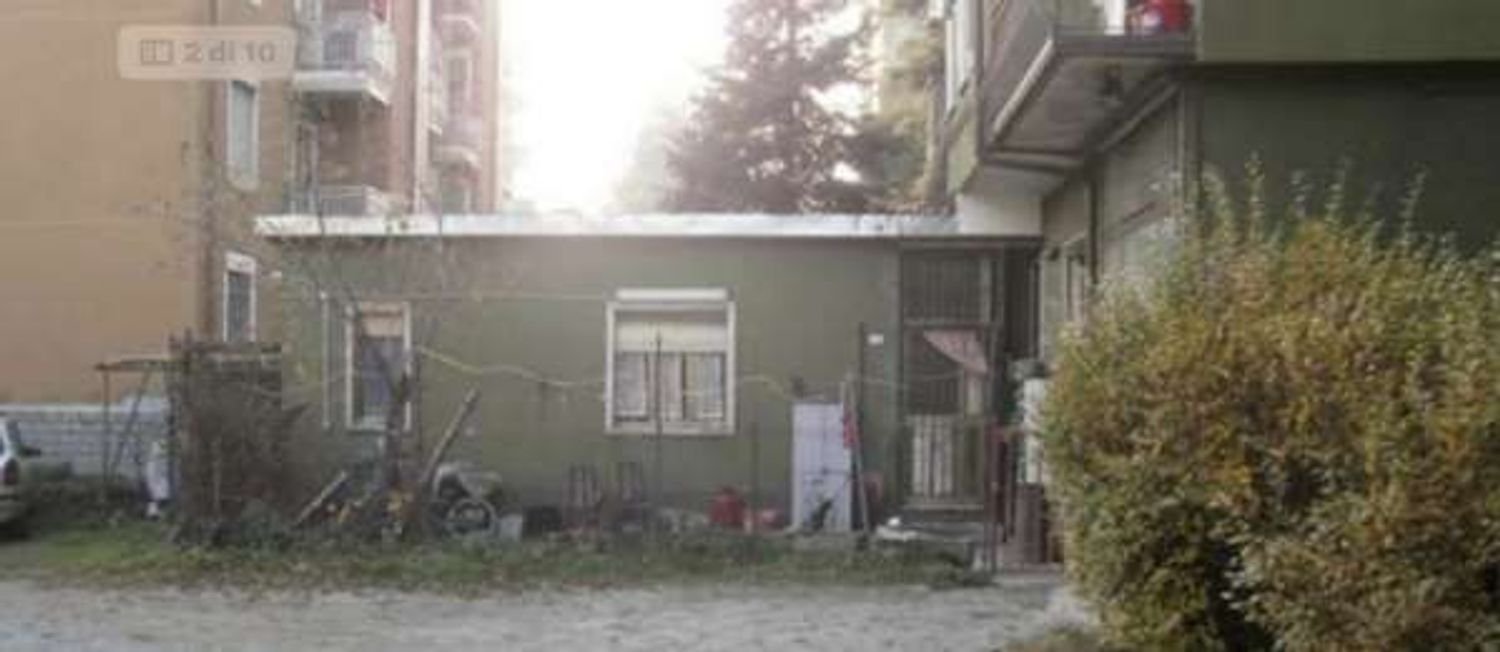 Квартира с 4 комнатами в Чинизелло Бальсамо, Италия № 8000