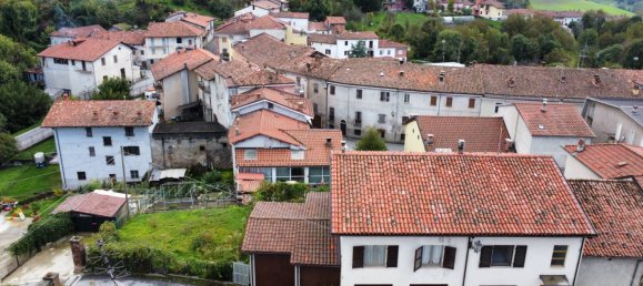 3 bedrooms House in Vicoforte, Italy No. 155097 4