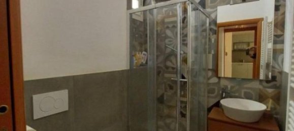 2-Zimmer Wohnung in Florence, Italy, Nr. 35362 10