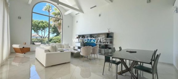5 bedrooms Villa in Cadiz, Spain No. 183503 6