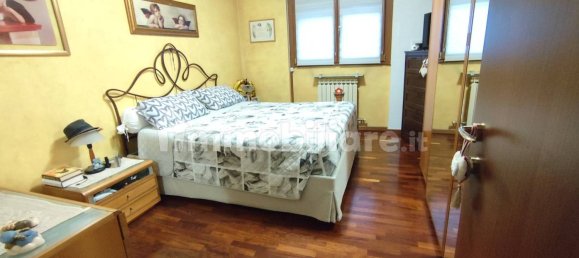 2 bedrooms Apartment in Opera, Italy No. 2323 10