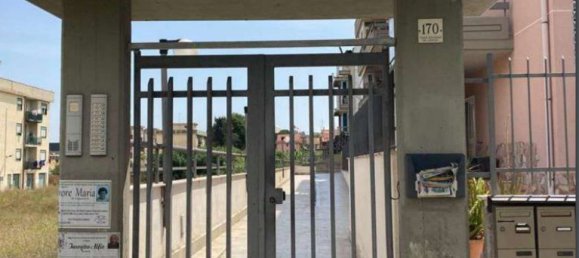 5 rooms Apartment in Lentini, Italy No. 40583 14