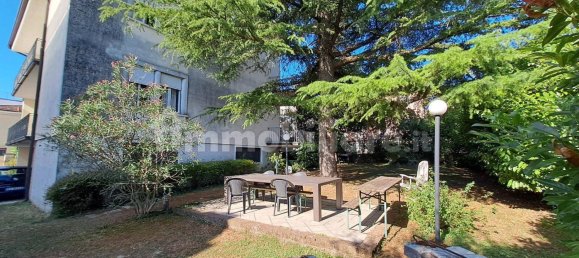 4 Schlafzimmer Villa in Desenzano del Garda, Italy, Nr. 295936 32