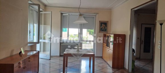 4 Schlafzimmer Villa in Desenzano del Garda, Italy, Nr. 295936 4