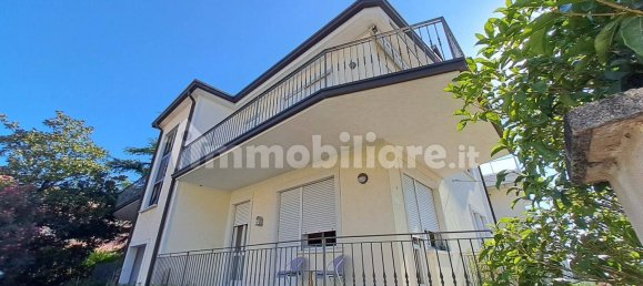 4 Schlafzimmer Villa in Desenzano del Garda, Italy, Nr. 295936 36