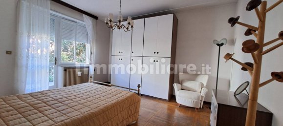 4 Schlafzimmer Villa in Desenzano del Garda, Italy, Nr. 295936 10