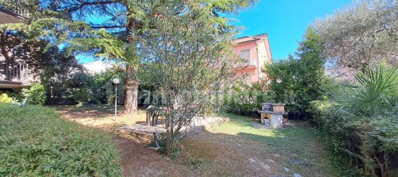 4 Schlafzimmer Villa in Desenzano del Garda, Italy, Nr. 295936 30