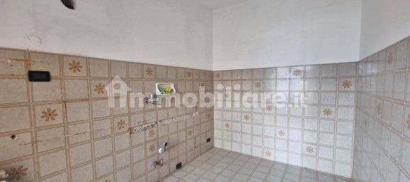 Apartamento de 4 dormitorios en Busalla, Italy No. 39499 17