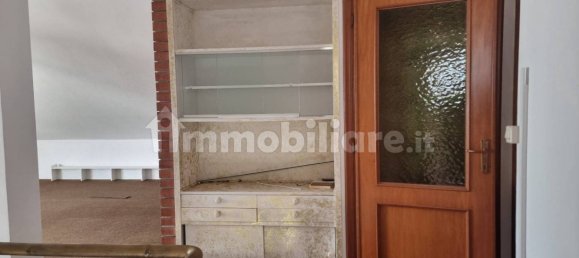 Apartamento de 4 dormitorios en Busalla, Italy No. 39499 43