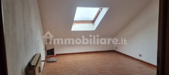 Apartamento de 4 dormitorios en Busalla, Italy No. 39499 42