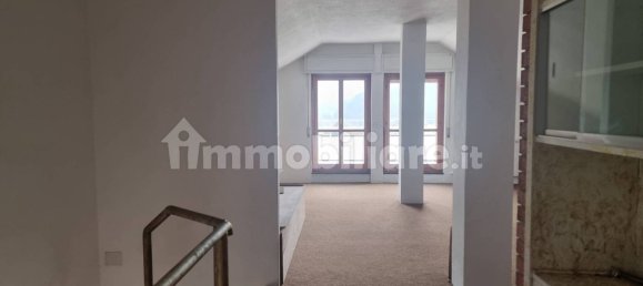 Apartamento de 4 dormitorios en Busalla, Italy No. 39499 46