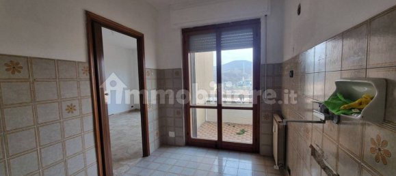 Apartamento de 4 dormitorios en Busalla, Italy No. 39499 19