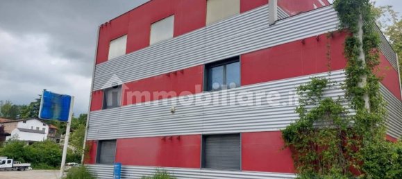 774m² Commercial property in Alta Val Tidone, Italy No. 317049 2