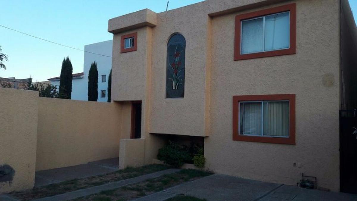 3 bedrooms House in San Luis Potosi, Mexico No. 149087