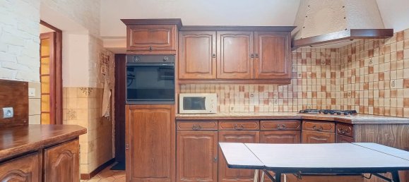 4 bedrooms House in Landres, France No. 39978 7