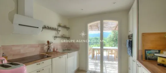 3 غرف نوم فيلا في Bagnols-en-Foret, France رقم 280860 5