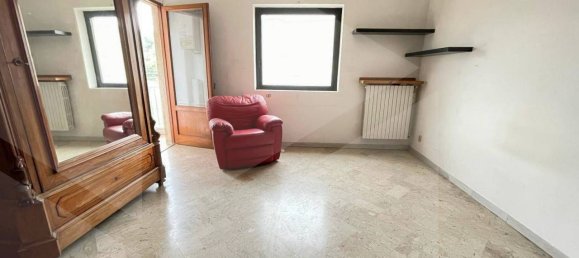 4-Zimmer Wohnung in Bari, Italy, Nr. 23057 4