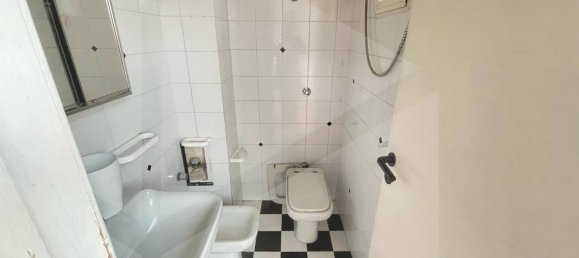 4-Zimmer Wohnung in Bari, Italy, Nr. 23057 10