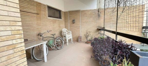 4-Zimmer Wohnung in Bari, Italy, Nr. 23057 2