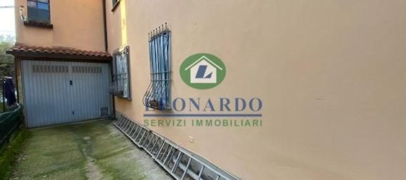 3-salle Appartement à Buggiano, Italy No. 113996 13