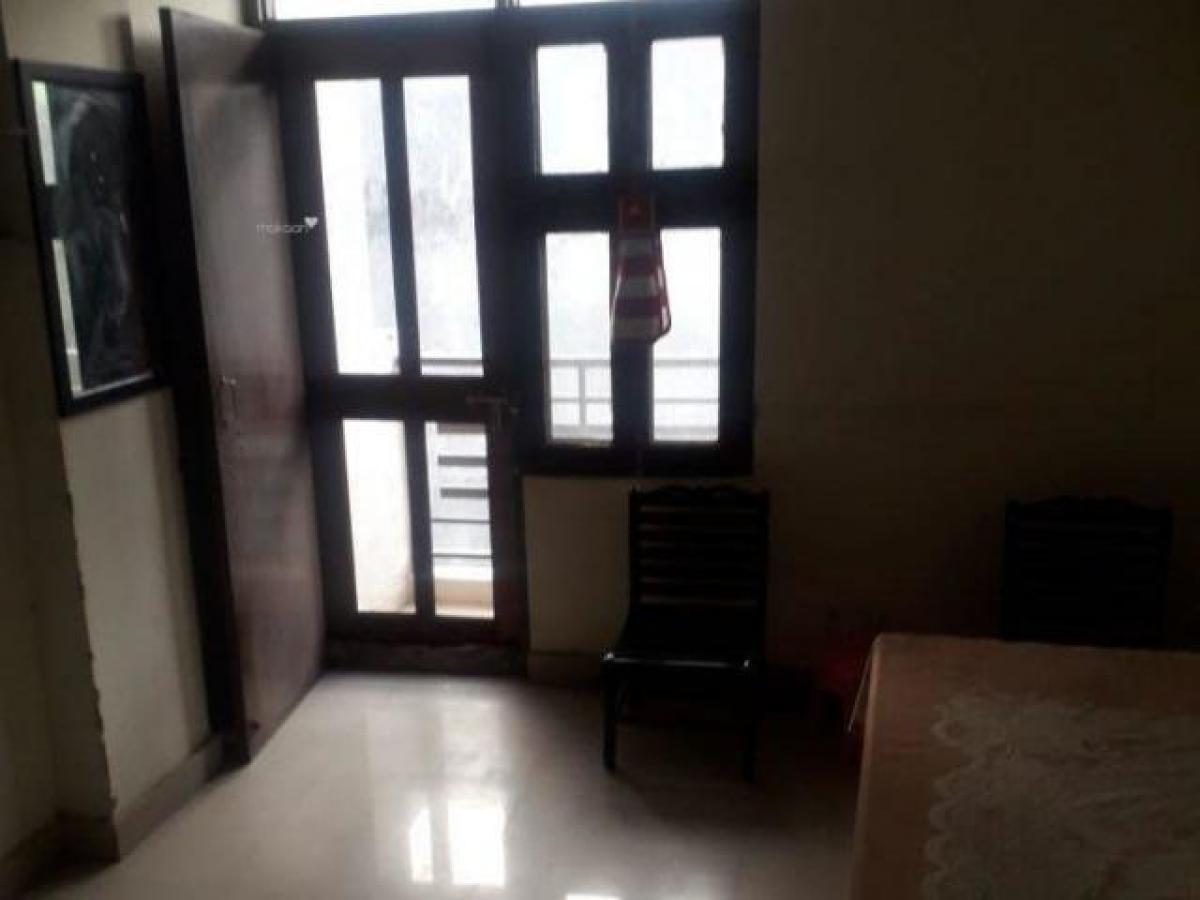 3 bedrooms House in Noida, India No. 14093