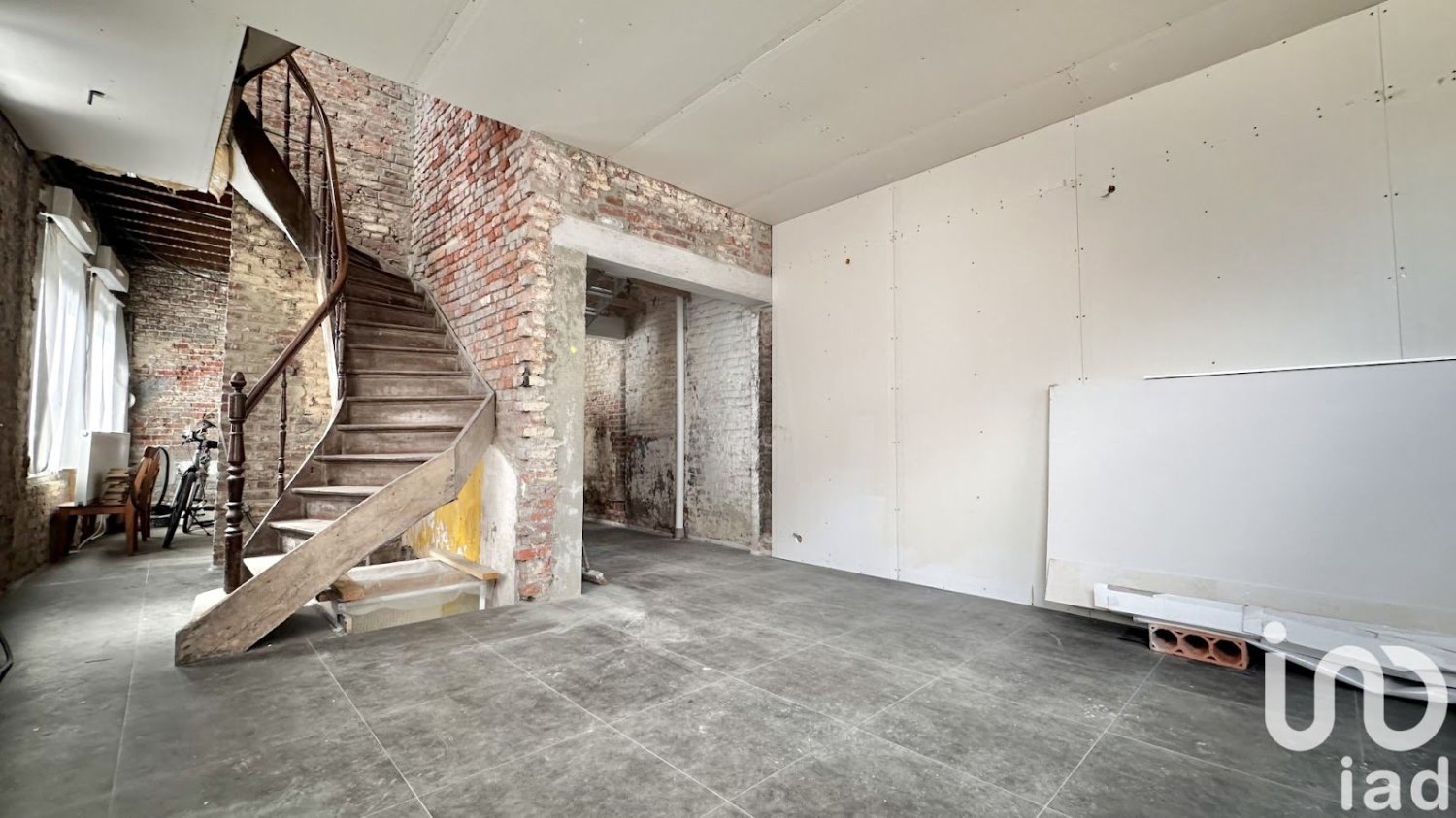 3 Schlafzimmer Stadthaus in Armentieres, France, Nr. 260383